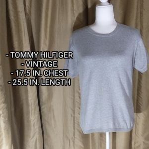 Tommy Hilfiger Vintage Gray Shirt. Size Large.